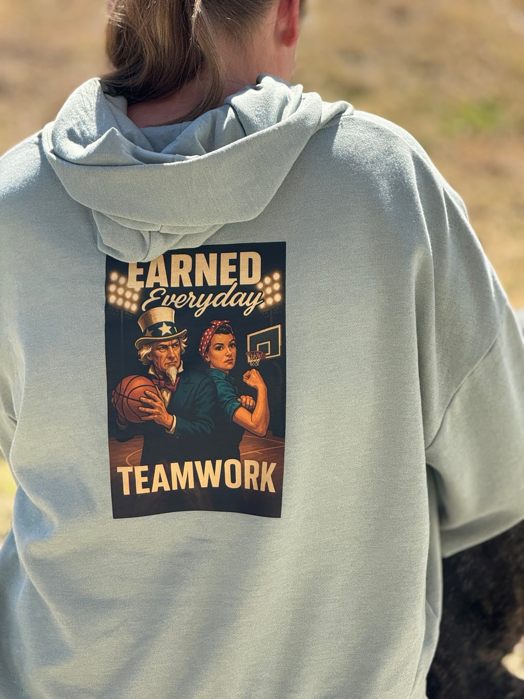 Creator Fave Hip Hoodie x Independent – TEAMWORK