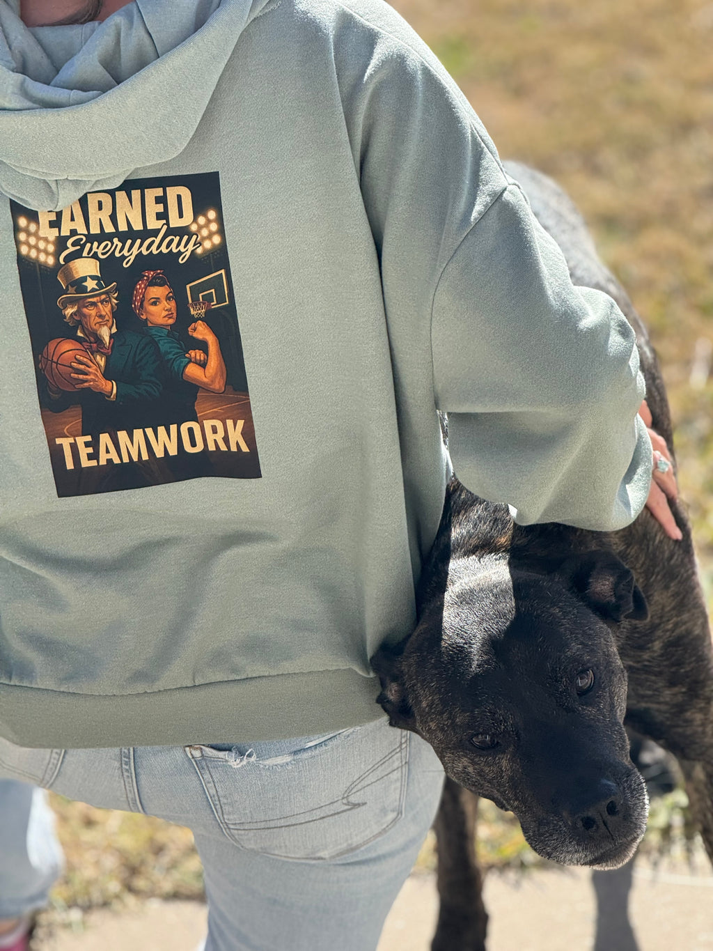 Creator Fave Hip Hoodie x Independent – TEAMWORK